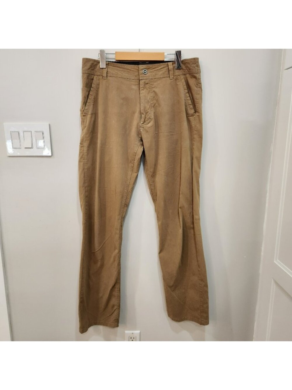 KUHL Slax Pants Mens 34 Tan Utility Hiking Outdoor Gorpcore Straight Leg